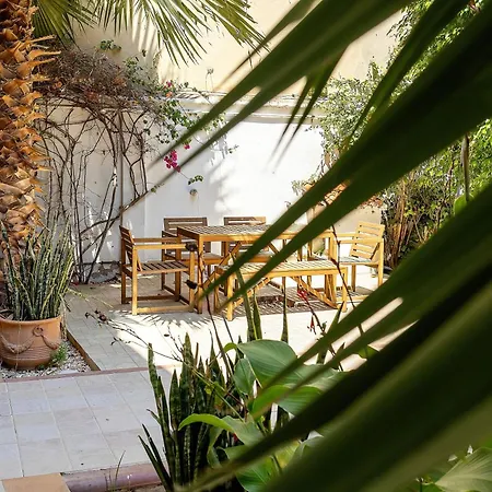 Portrait Boutique Guesthouse-3